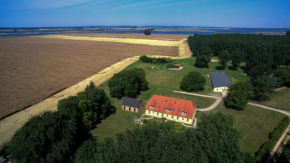 Гостиница Ferienhaus Gut Rattelvitz Insel Rügen  Гингст